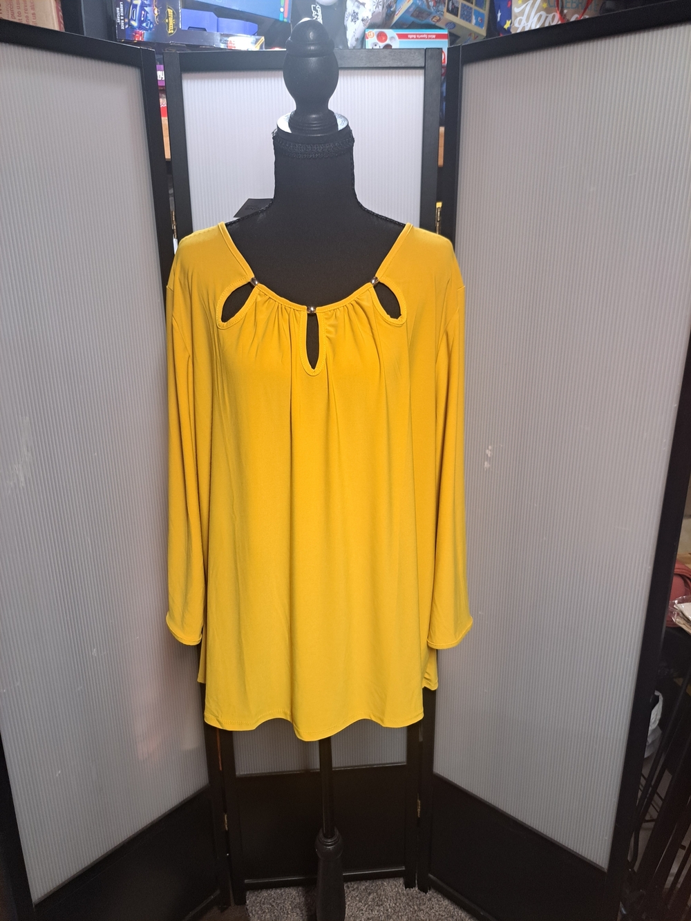 Yellow Keyhole Long-Sleeve Women’s Top